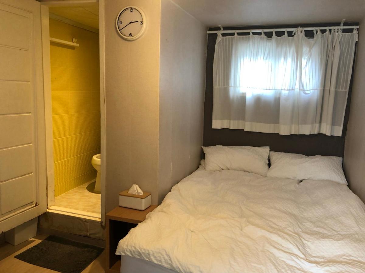 Chris Hostel Seoul Eksteriør bilde